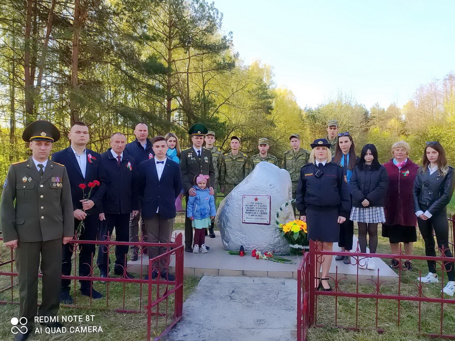 Жители Малоберестовицкого сельского Совета присоединились к автопробегу «От памятника к памятнику. С лампадой Вечного огня»