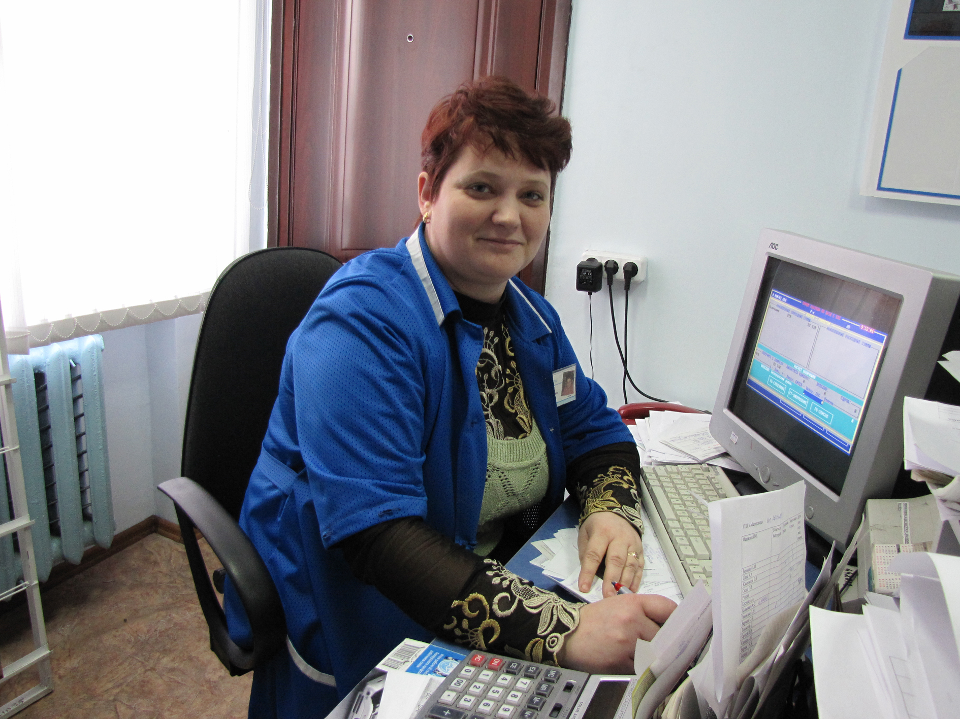 Да работы з душой адносіцца начальнік аддзялення паштовай сувязі “Канюхі” Ірына  Раманчук