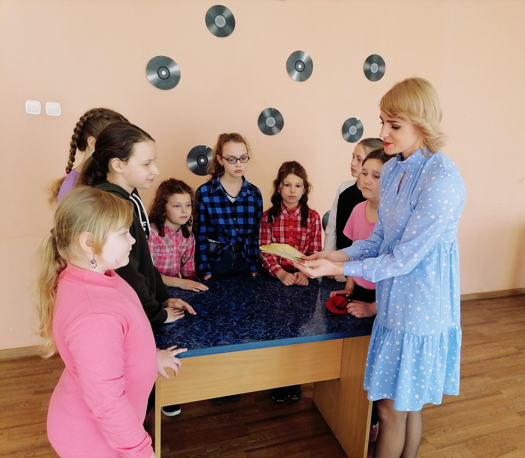 Испытали удачу. В районном Доме культуры состоялось первое весеннее заседание клуба любителей игры «ИгроБум!»