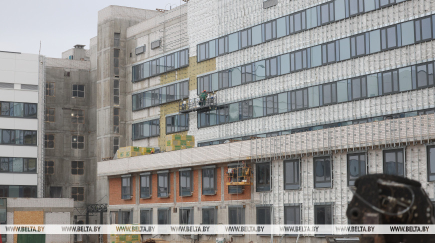 Высокие темпы без ущерба качеству. Как идет возведение новой больницы в Гродно