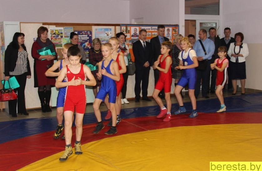 На базе Берестовицкого района состоялся областной семинар специалистов отделов образования, спорта и туризма горрайисполкомов, курирующих вопросы физического воспитания и спорта учащихся