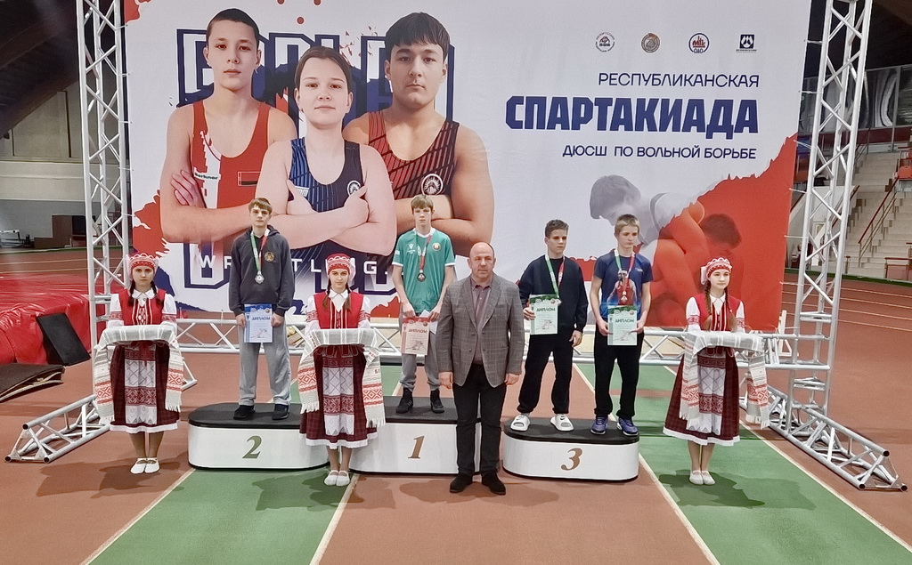 Берестовицкие спортсмены успешно выступили на Республиканской спартакиаде по вольной борьбе в Гомеле