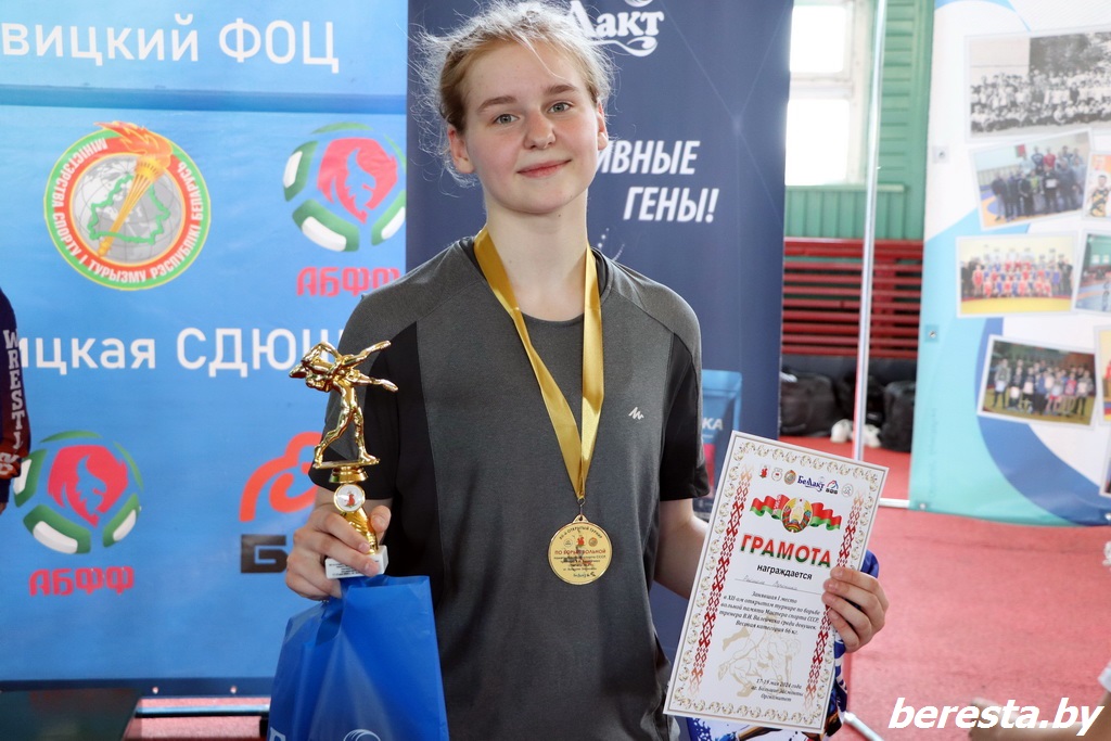 XII открытый турнир по вольной борьбе памяти Владимира Валейчика. День второй