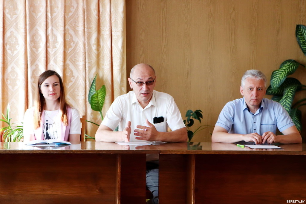 Антон Кулисевич встретился с работниками Берестовицкой птицефабрики в рамках единого дня информирования