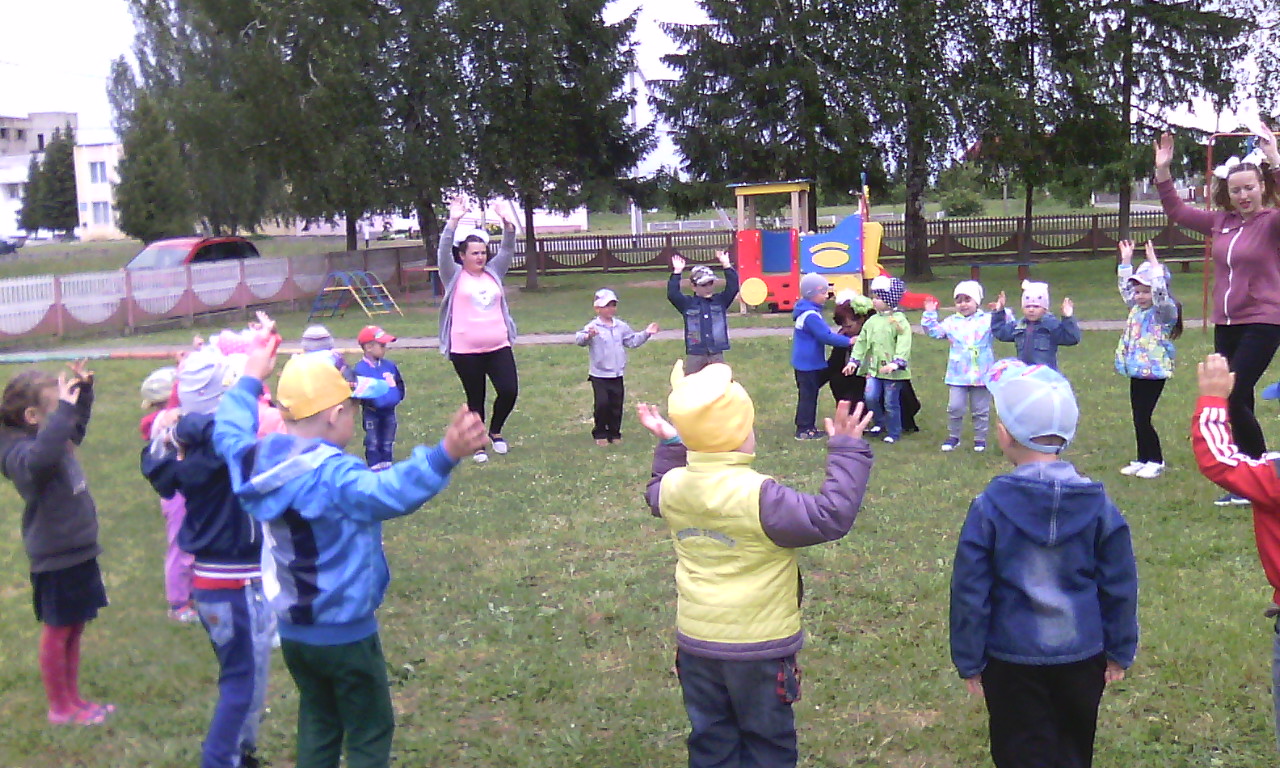 День защиты детей в Дошкольном центре развития ребенка аг. Пограничный