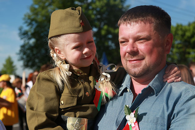 Символ народной памяти. Областная акция «Цветок Победы в каждом окне» пройдет на Гродненщине