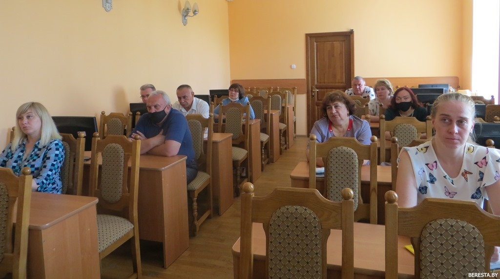 Заместитель председателя райисполкома Андрей Щука встретился с лидерами общественных объединений Берестовитчины