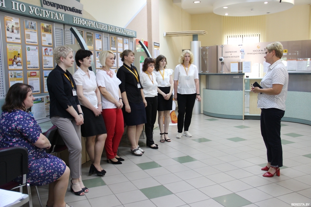 Заместитель председателя Берестовицкого райисполкома Алла Замировская провела встречи в трудовых коллективах