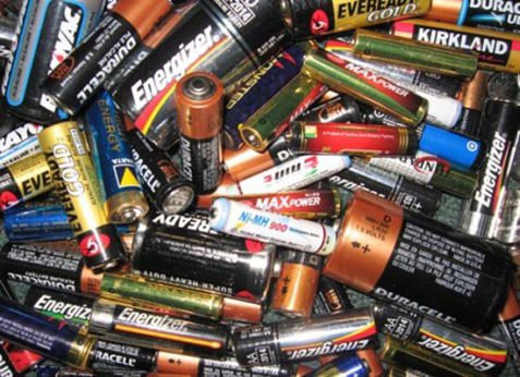 Отработанные батарейки – в контейнеры