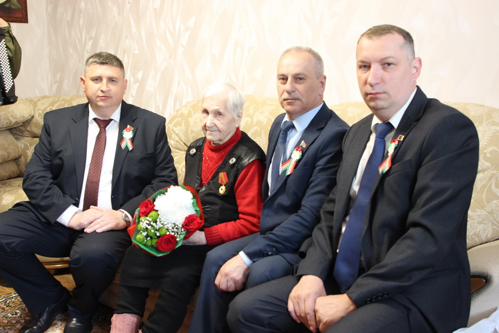 В благодарность за мир. На Берестовитчине прошла акция-чествование «Никто не забыт, ничто не забыто!»