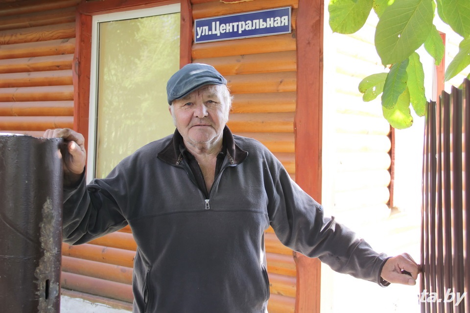 О мужестве и стойкости духа мирных жителей в годы войны рассказывает старожил деревни Карповцы