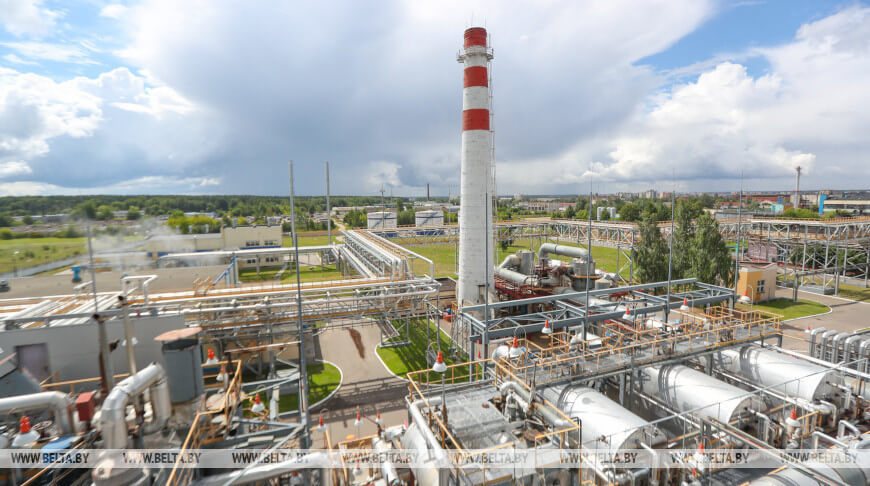 Лукашенко поздравил работников ОАО "Лакокраска" с 60-летием предприятия