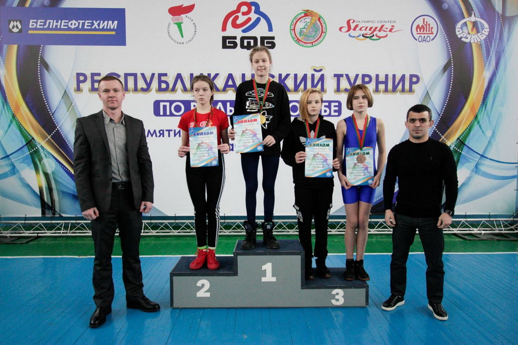 Берестовицкие юные борцы стали чемпионами и призерами республиканского турнира в Шклове
