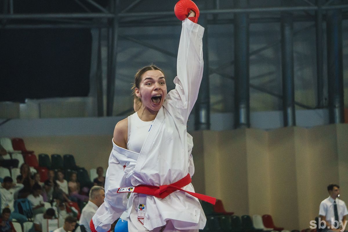 Белоруска Мария Азарова заняла пятое место на чемпионате Европы по карате