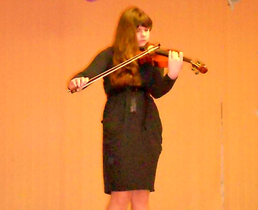 Cмотр творчества и художественной самодеятельности классных коллективов в Большеберестовицкой школе