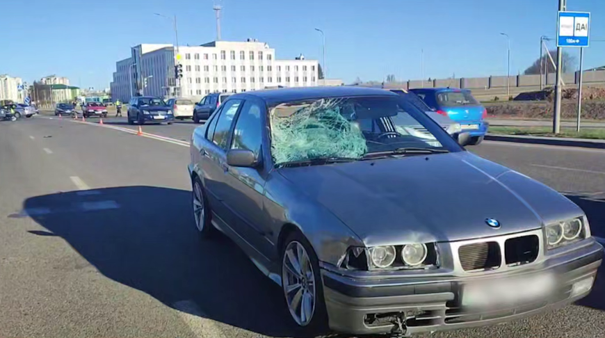 В Лиде подросток на электросамокате погиб под колесами легковушки