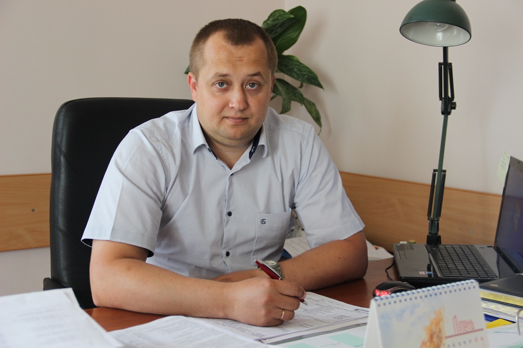 Прямую линию провел первый заместитель председателя Берестовицкого райисполкома Александр Курило