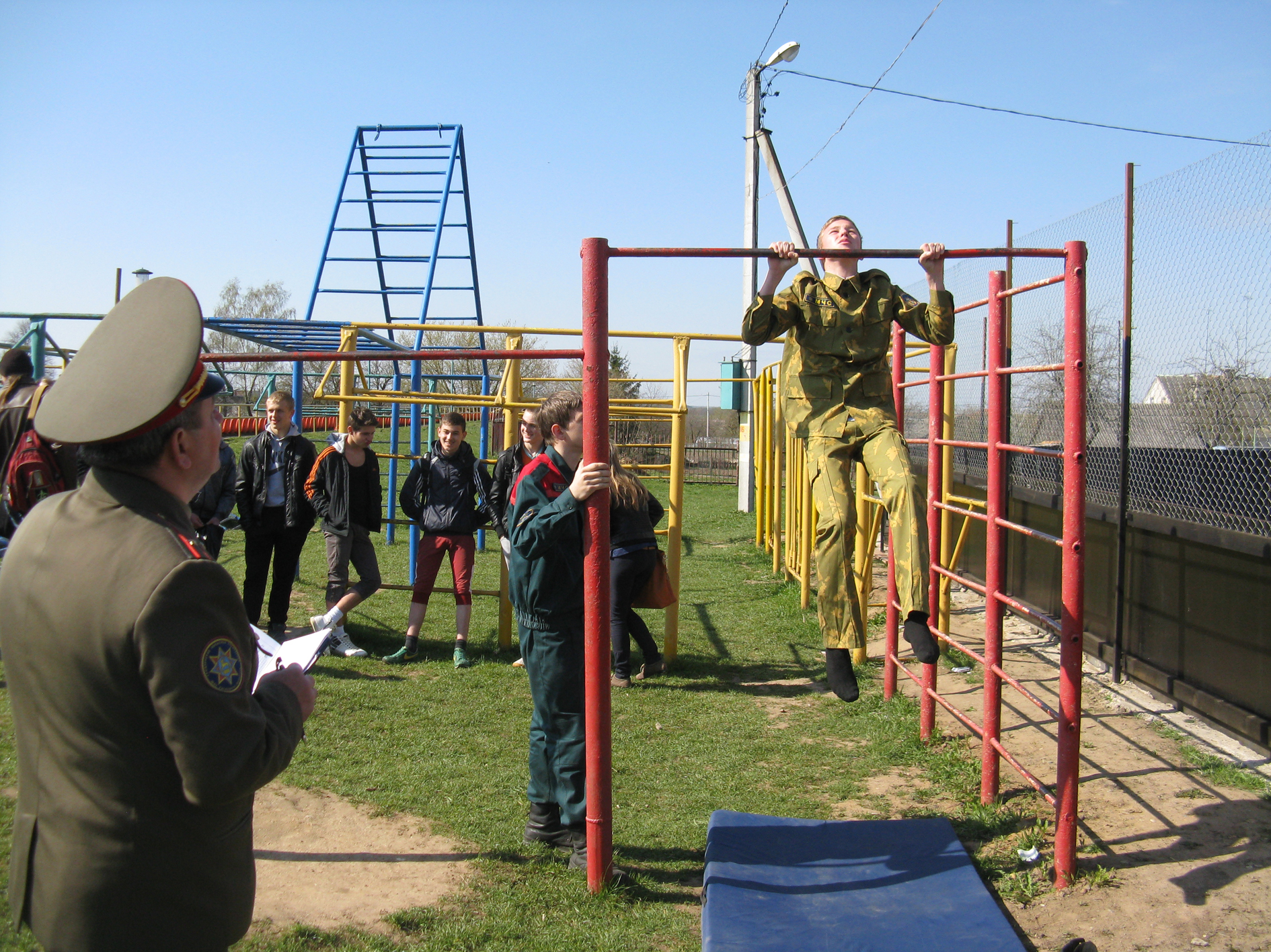 В Большеберестовицкой средней школе прошел слет-олимпиада «Безопасность жизнедеятельности»