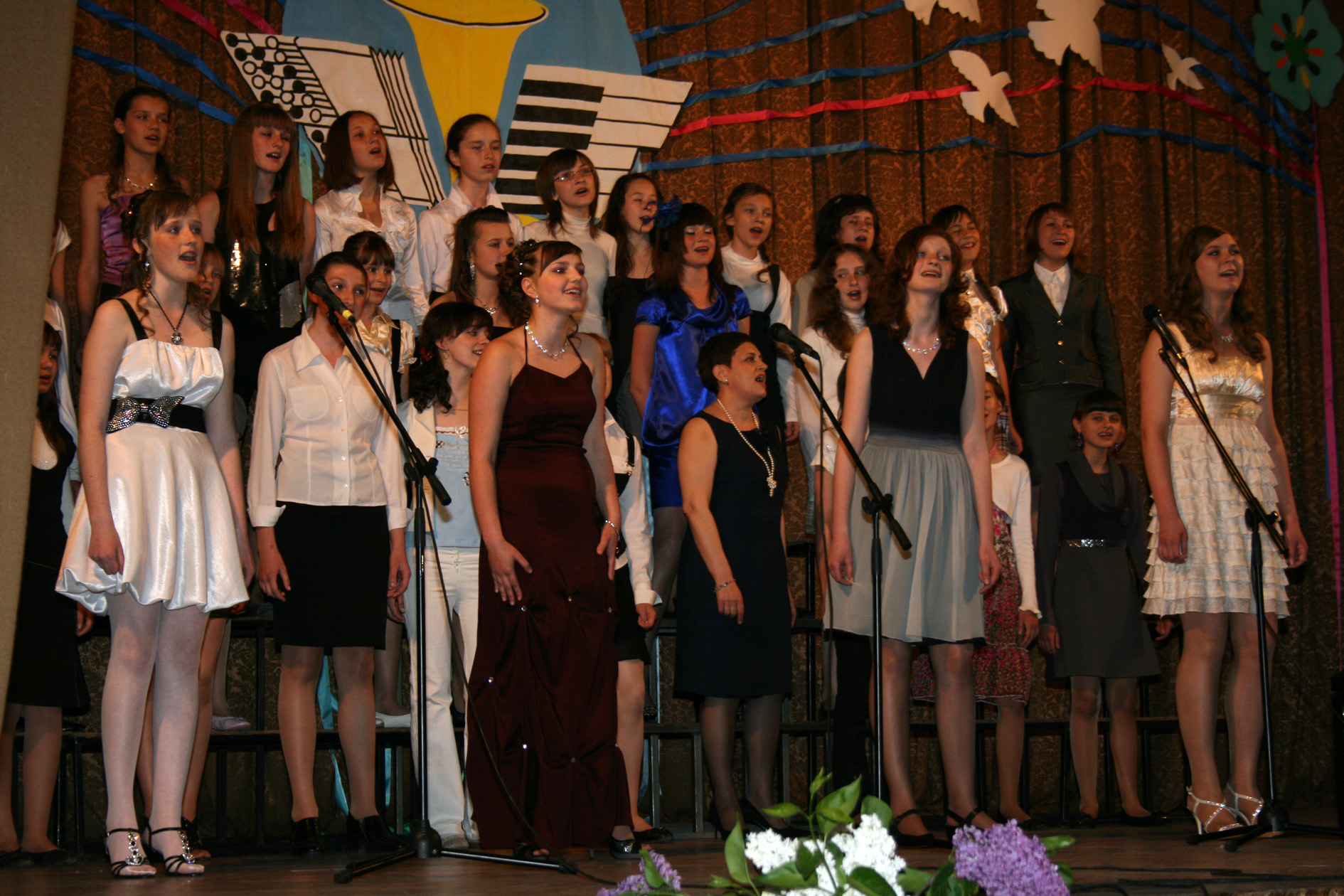 Бераставіцкая дзіцячая школа мастацтваў развіталася з выпускнікамі