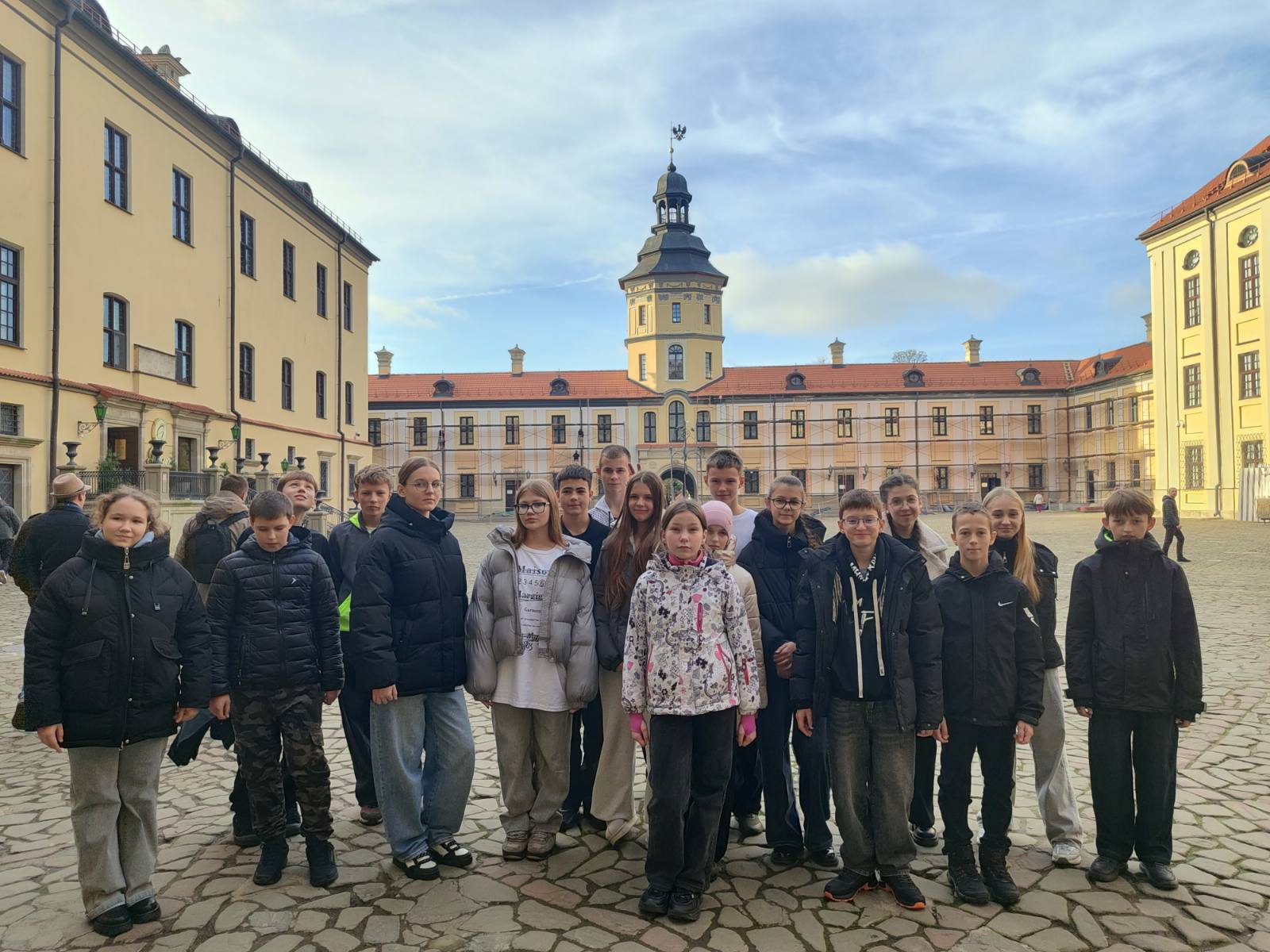 Путешествие во времени: школьники открывают тайны Несвижа и Мира