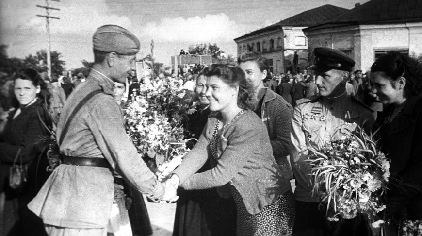 Операция "Багратион": архивные кадры освобождения Беларуси летом 1944-го. Слуцк
