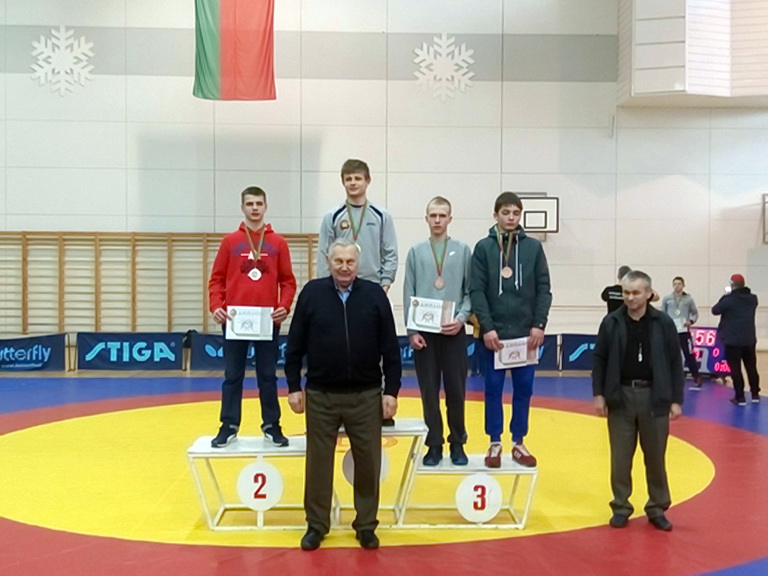 Берестовицкие борцы стали призерами  республиканского первенства