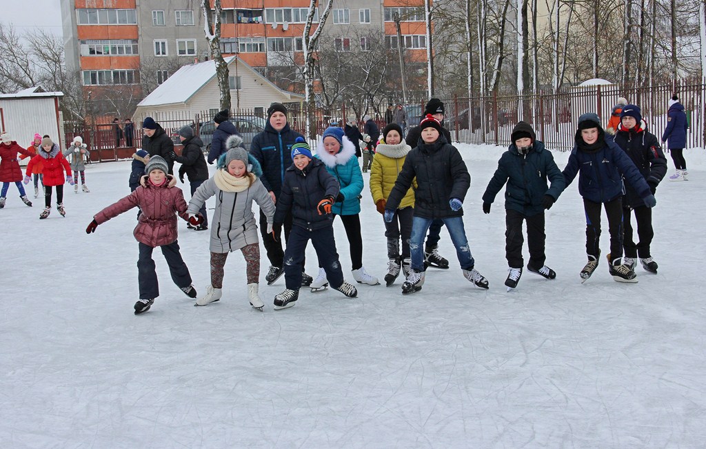 Приглашаем на каток в Берестовицу!