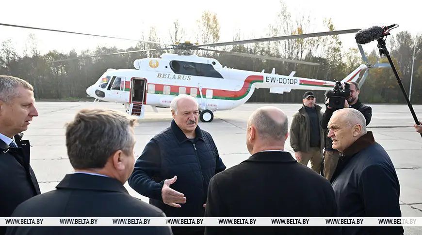 Александр Лукашенко требует определить, как развивать территории севера Витебской области