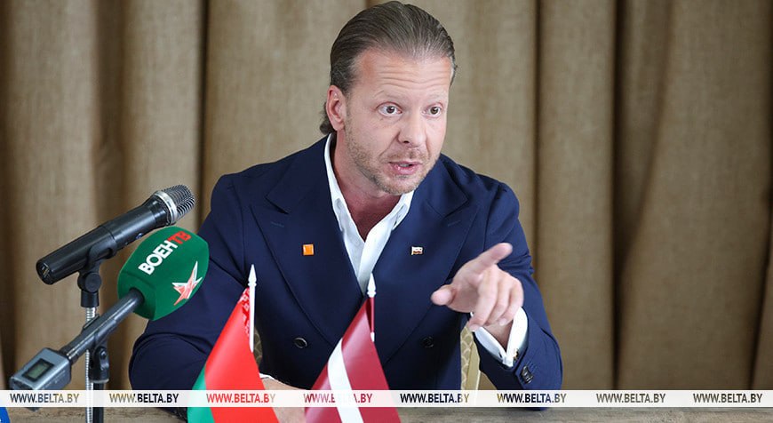 В Минске состоялся резонансный «Большой диалог», инициированный латвийским политиком Алексеем Росликовым