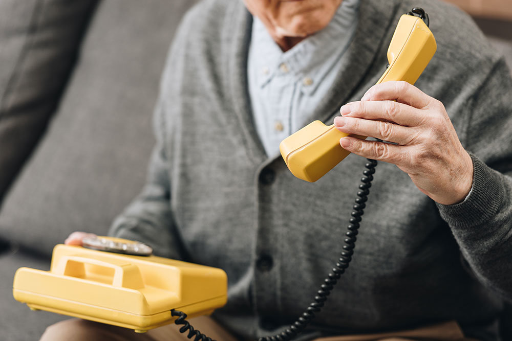 Под прицелом мошенников - пенсионеры