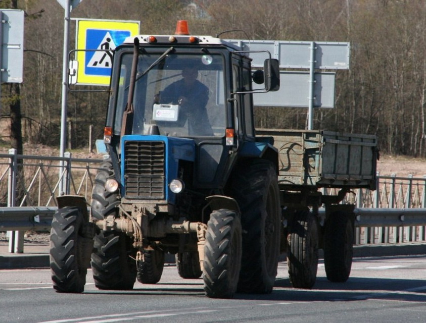 ГАИ проводит декаду «Внимание! Тракторная и самоходная техника»