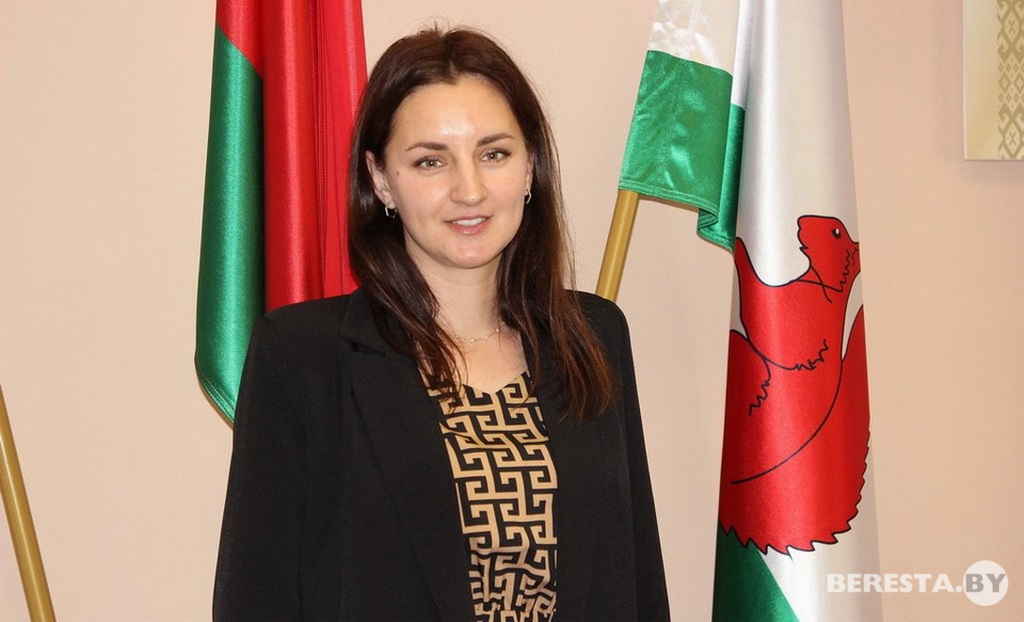 Илона Гладкая, заместитель директора Берестовицкой СДЮШОР: "Для меня субботник - это возможность делом проявить любовь к Родине"