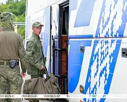 "Скорее обнять родных". Обмен военнопленными между Россией и Украиной провели на территории Беларуси