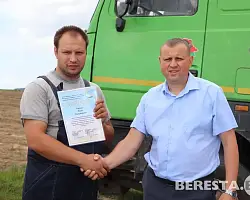 Водитель КСУП «Пархимовцы» Павел Данилов – лидер на хлебных маршрутах