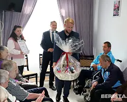 «С добром и уважением!». Гости из областной организации профсоюза работников АПК посетили агрогородок Макаровцы