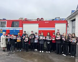 Один день из жизни спасателя: берестовицкие школьники побывали в пожарной аварийно-спасательной части