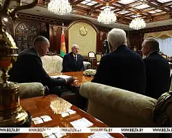 Александр Лукашенко предложил вернуть советский опыт работы с регионами России