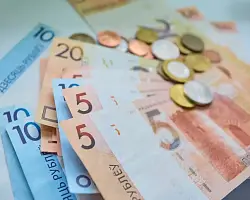 Бюджет прожиточного минимума вырастет с 1 ноября: как изменятся пенсии и пособия в Беларуси