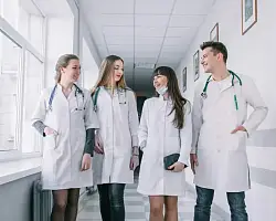 Что должен сделать наниматель при приеме на работу молодого специалиста?