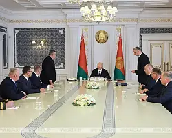 Руководство министерств, Администрации Президента и местная вертикаль. Подробности кадрового дня у Президента