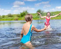 Вода не прощает ошибок: базовые правила безопасности на водоемах