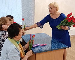 Межклубная встреча «Весна в душе — вечная молодость!» объединила берестовичанок