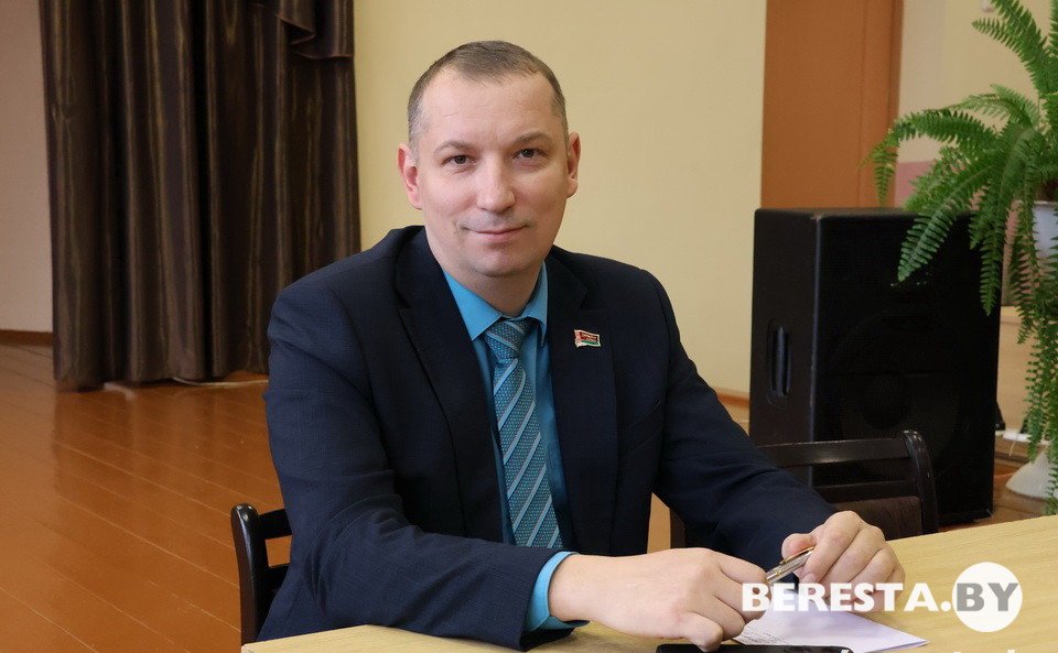 Прямую линию проведет 18 апреля заместитель председателя Берестовицкого районного исполнительного комитета Андрей Щука